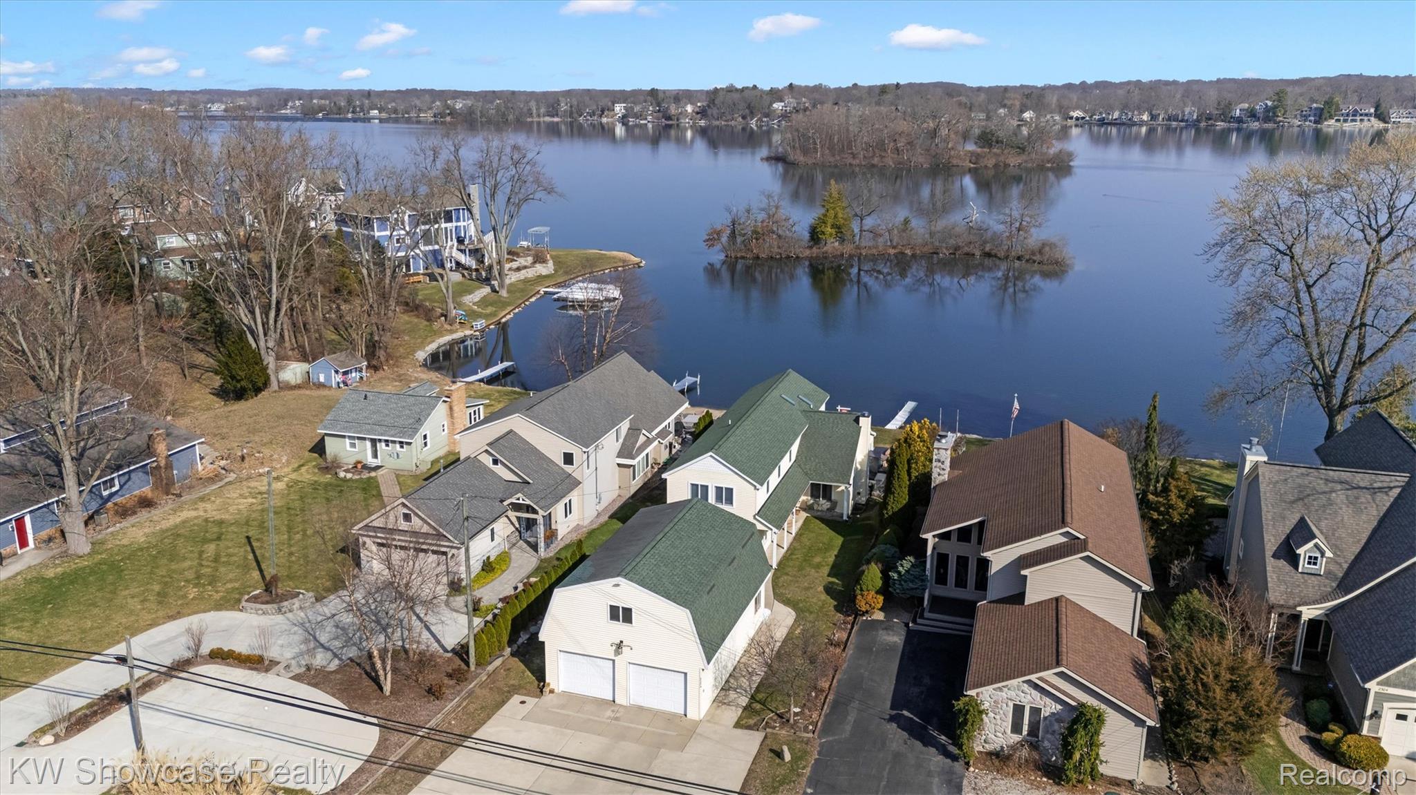 2324 N Duck Lake Road