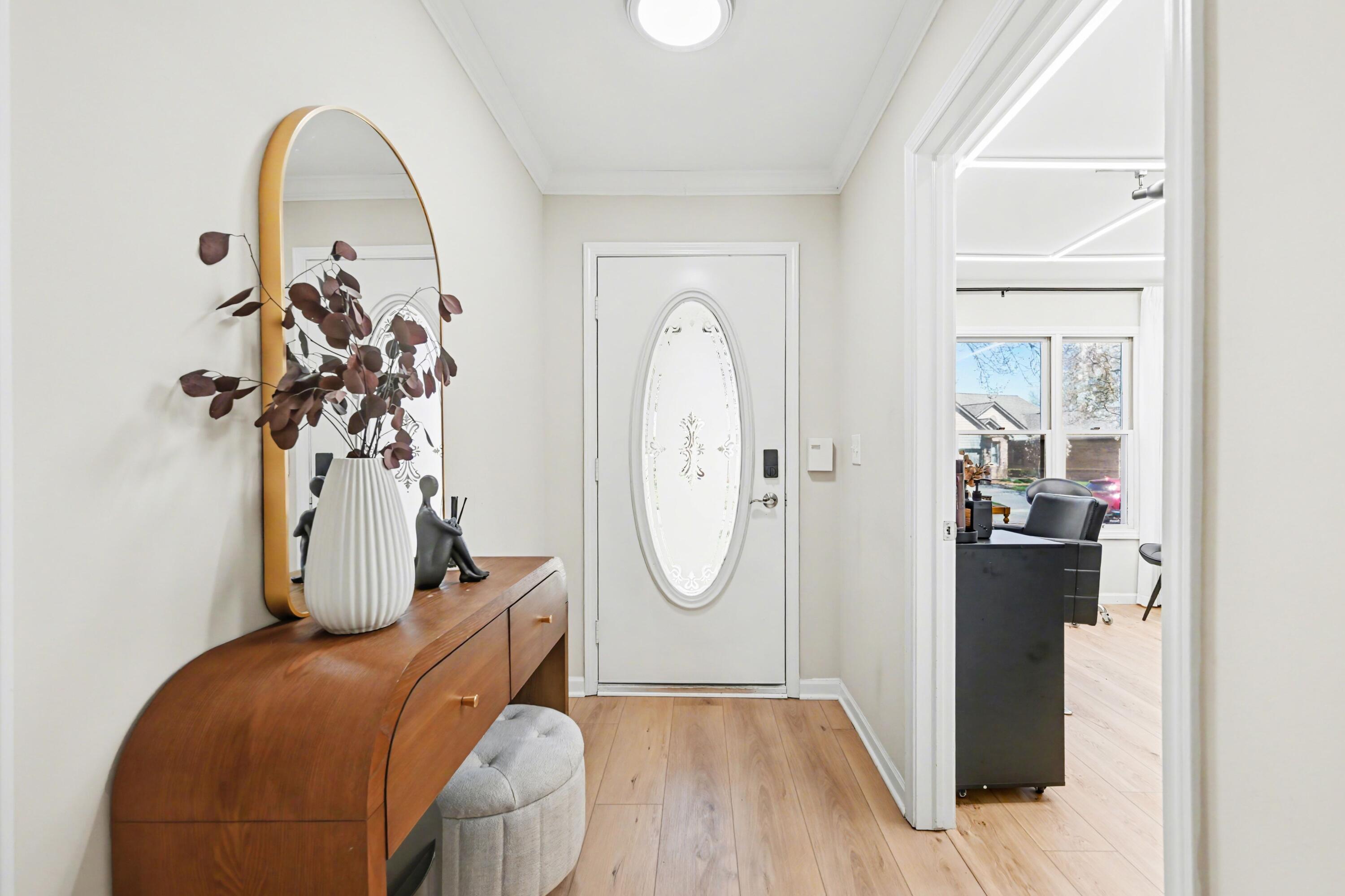 4426 Glenoaks Court