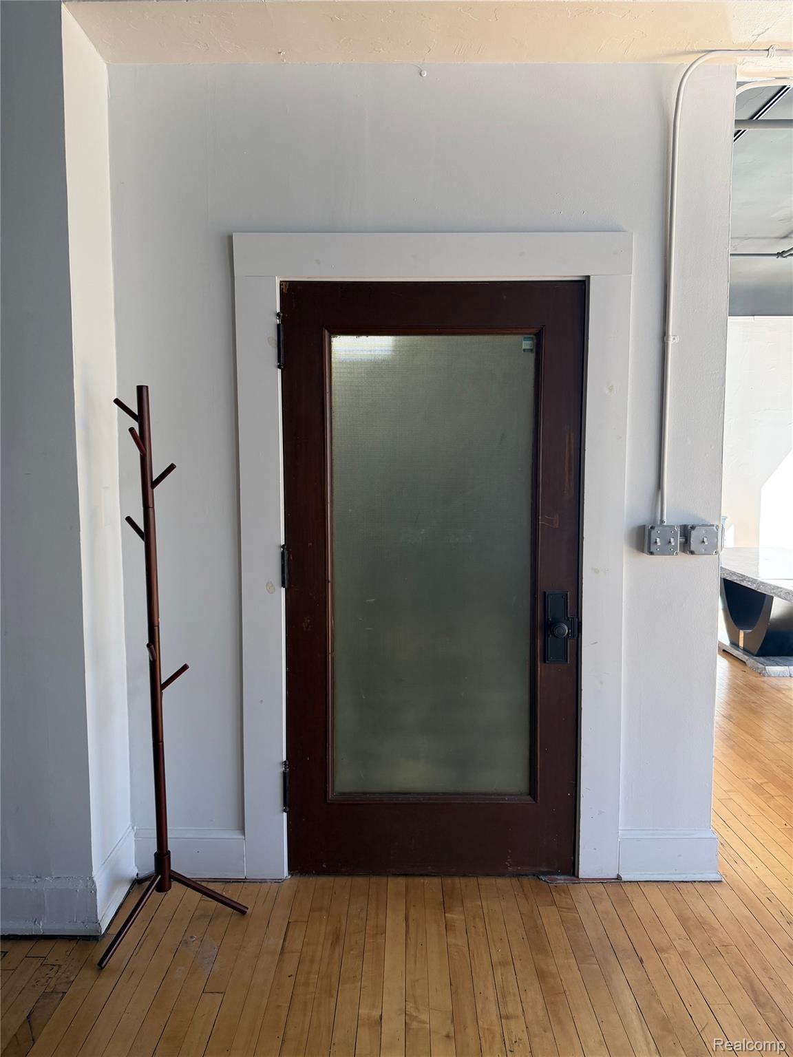 1250 Library Street 21