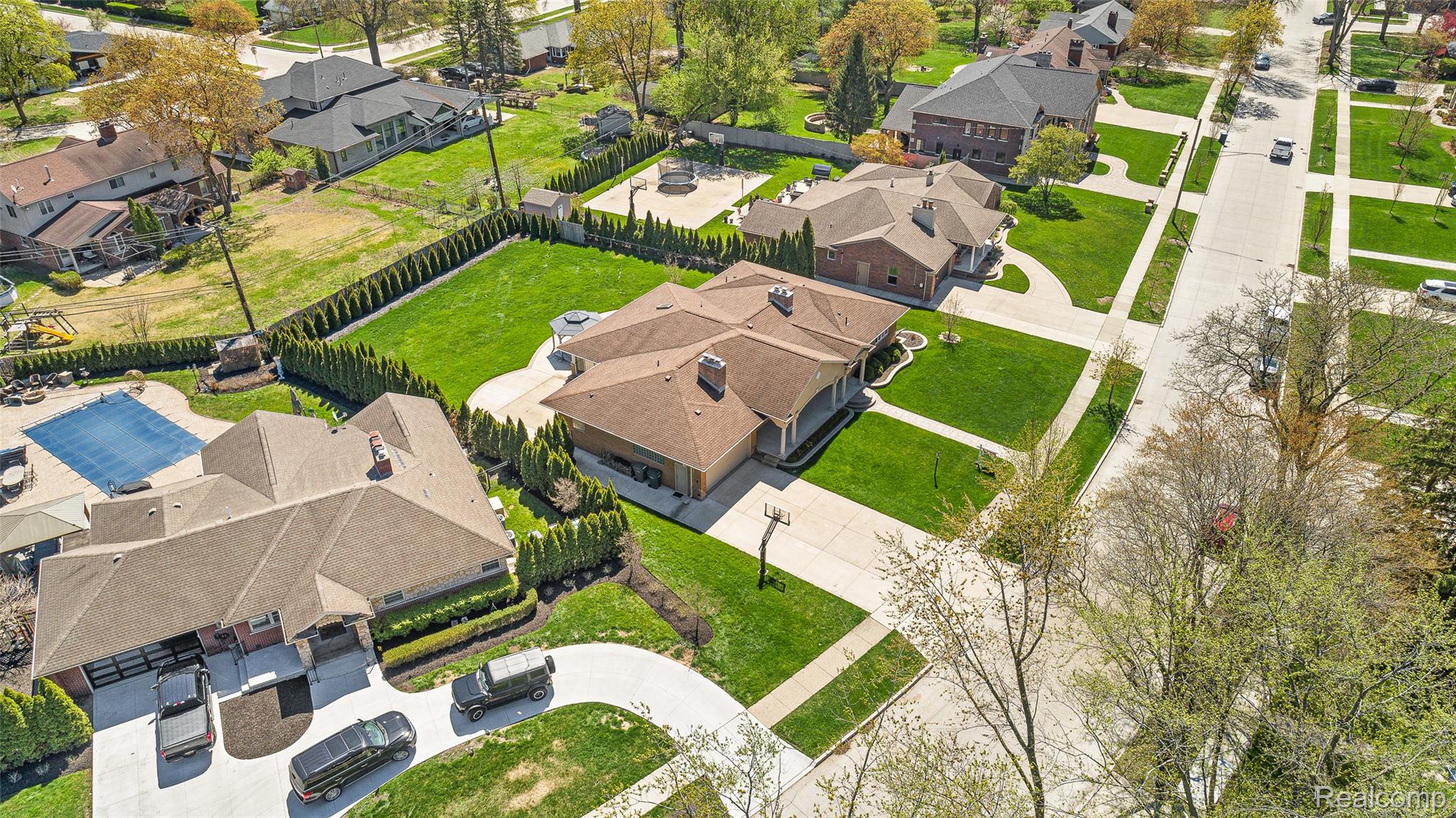 409 Crescent Drive