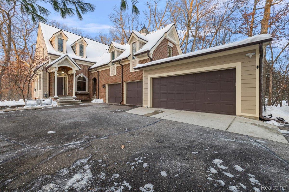 3412 Timberlake Drive