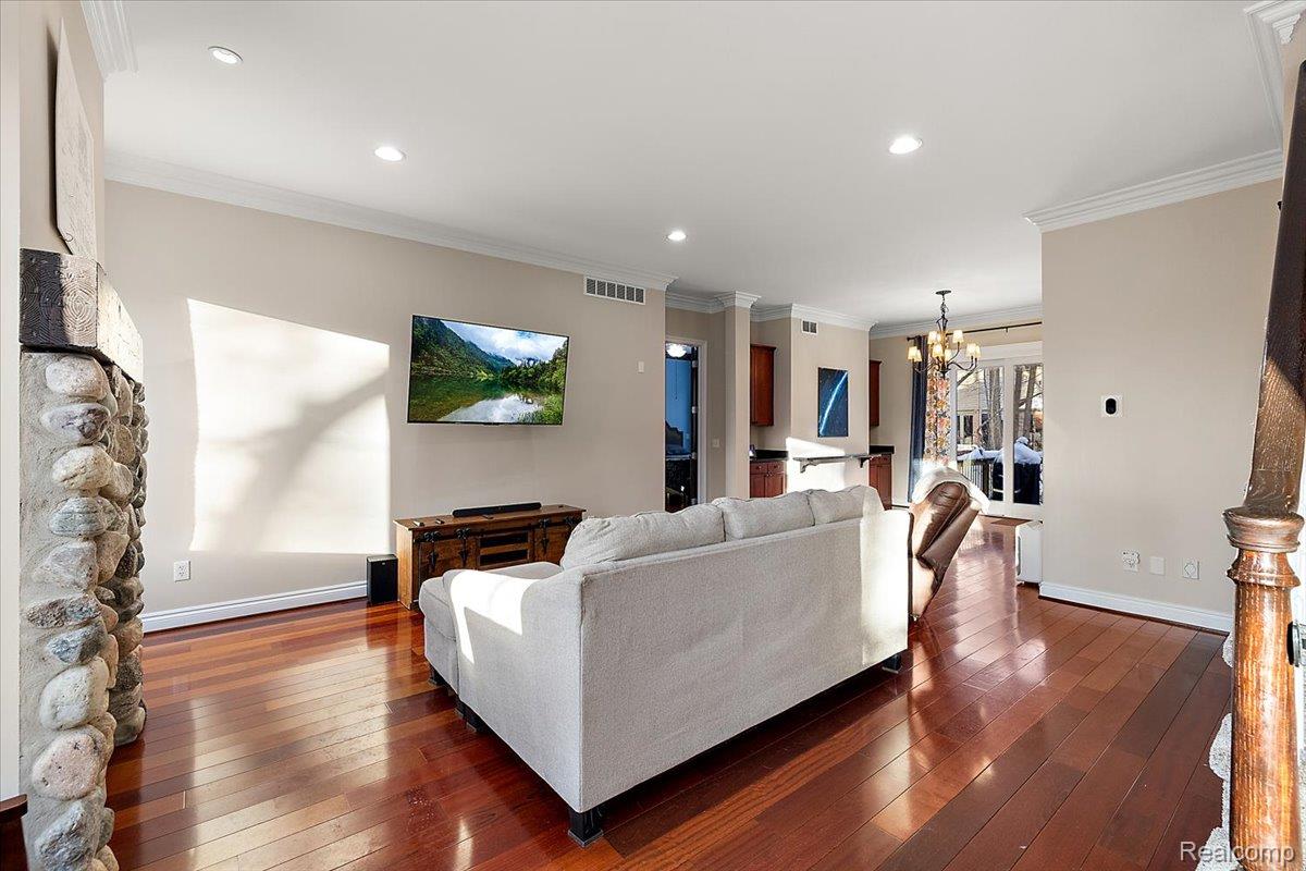 3412 Timberlake Drive