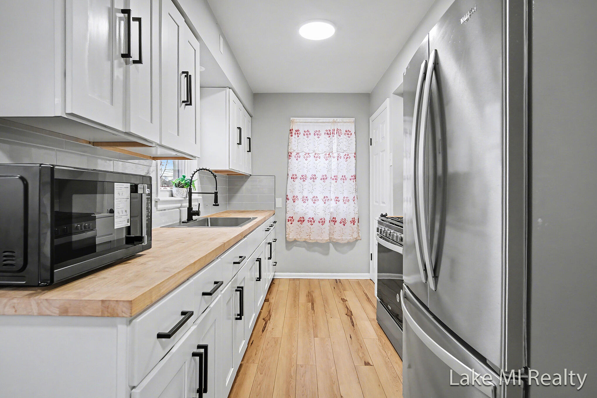 44 Honeoye Street SW