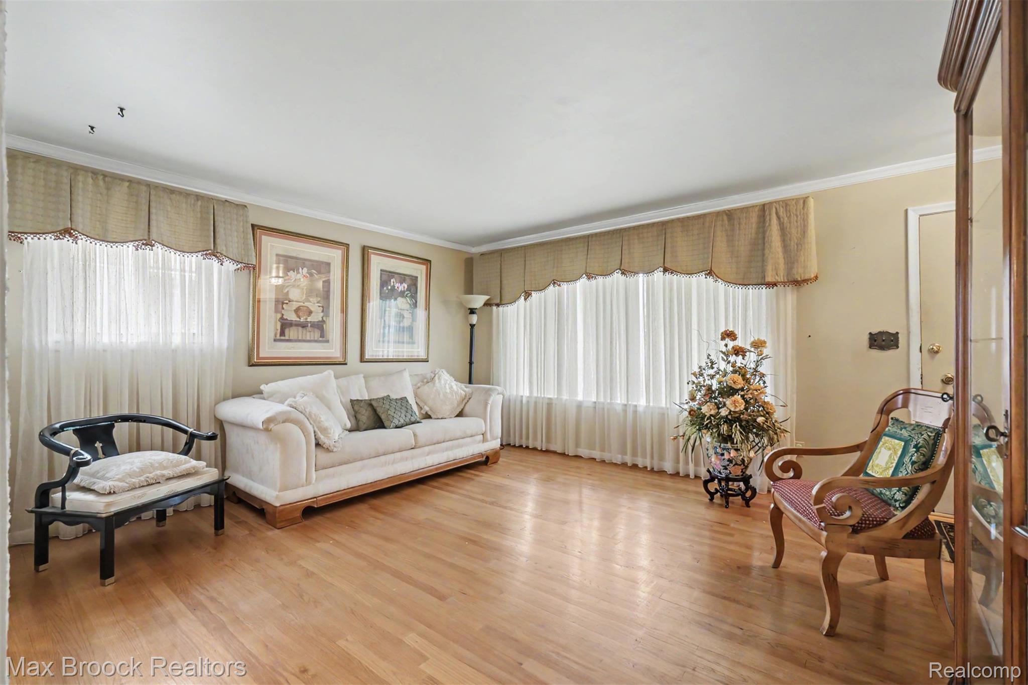 5953 Rockland Court