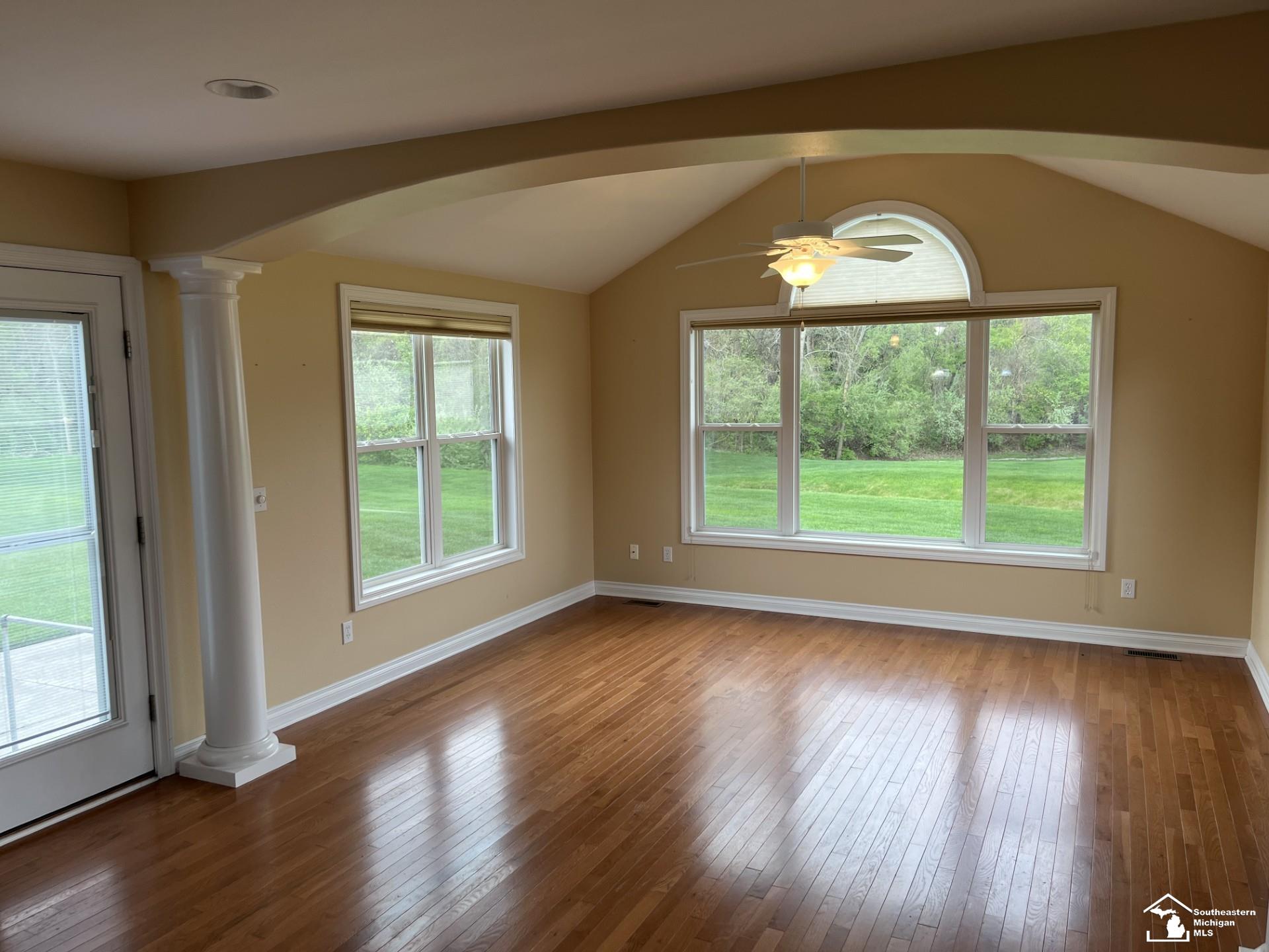 2389 Fountain Circle Drive