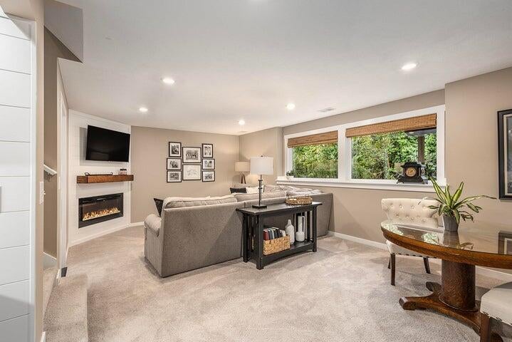 194 Hickory Valley Drive
