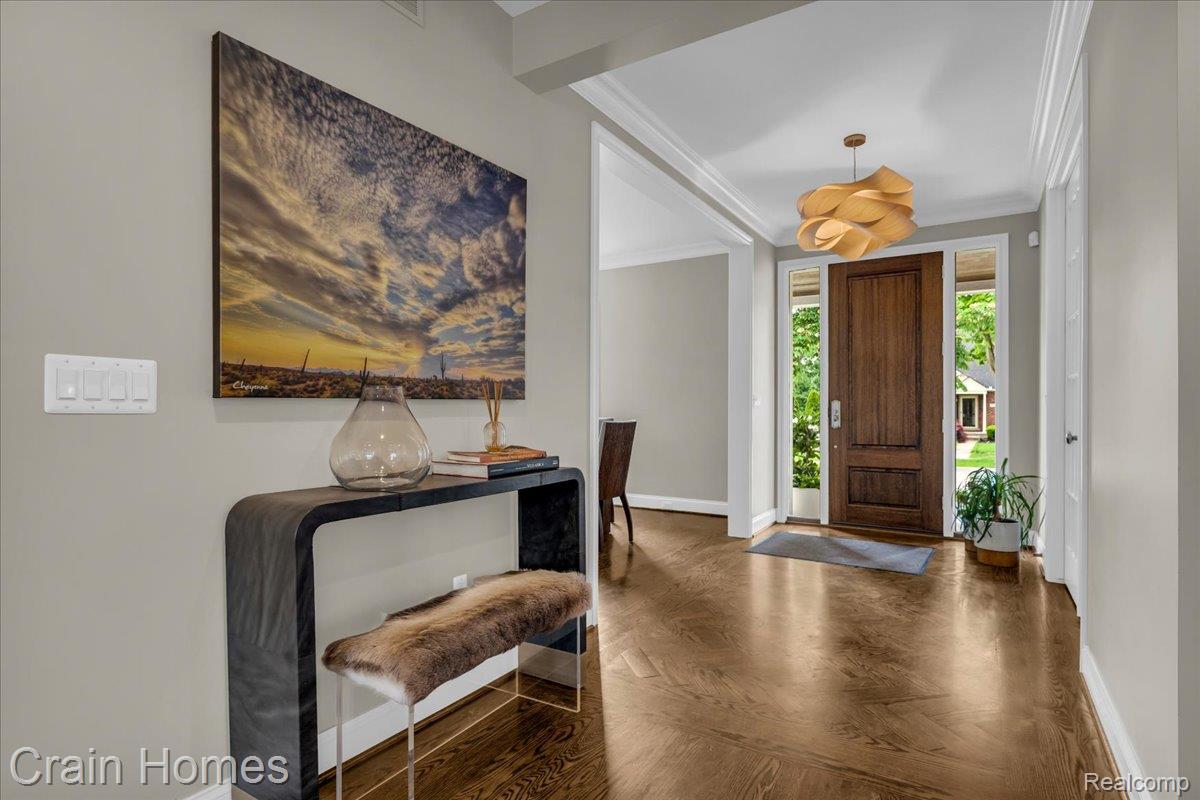 499 Catalpa Drive
