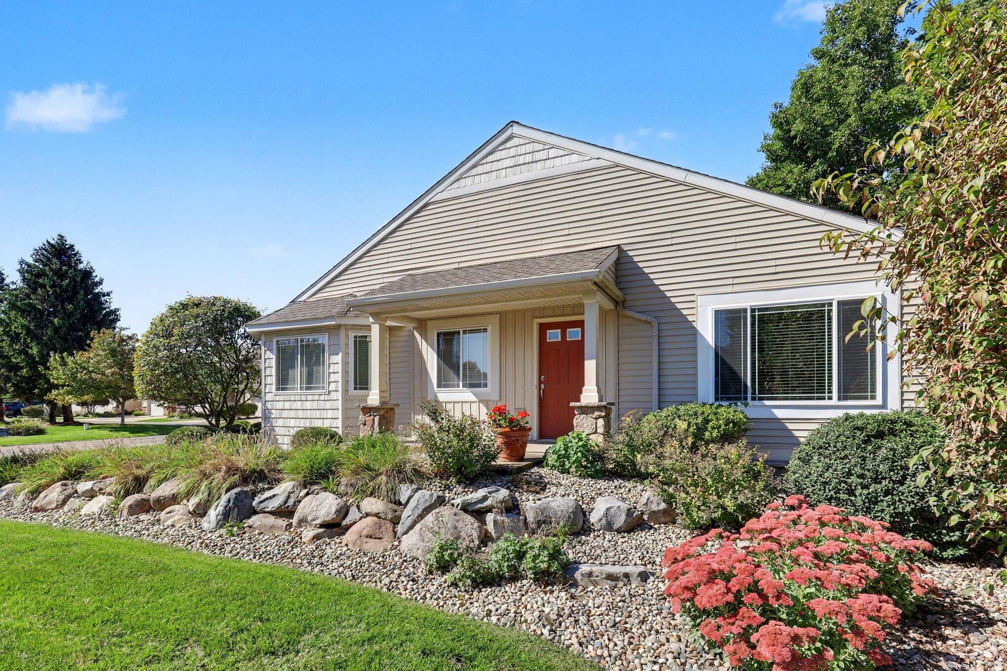 2977 Pebblestone Drive 6