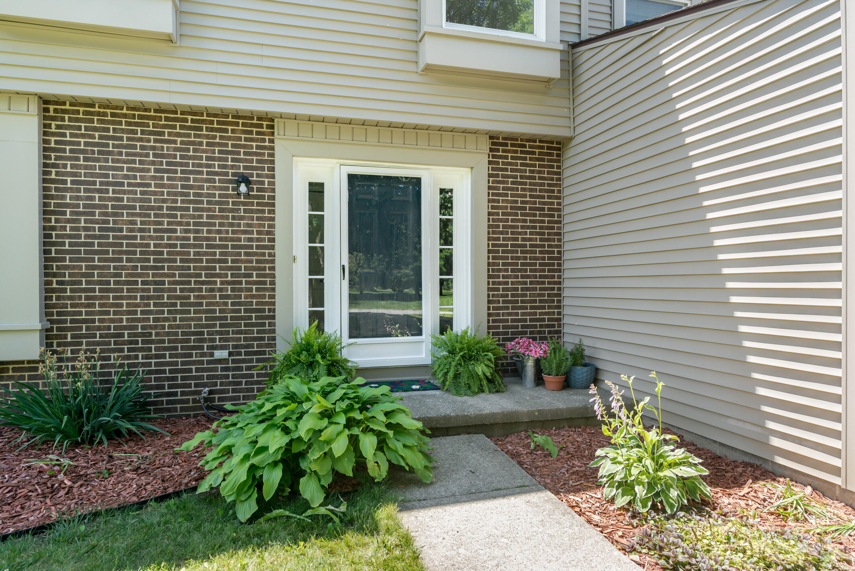 6969 Heatheridge Drive