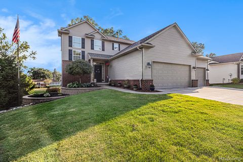 Photo of 8023 Ivy Glen Park, White Lake Charter Township, MI 48386 (MLS # 20251039109)