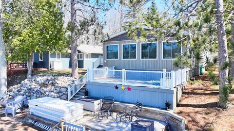 11190 South Shore Drive Garfield Township MI 48632
