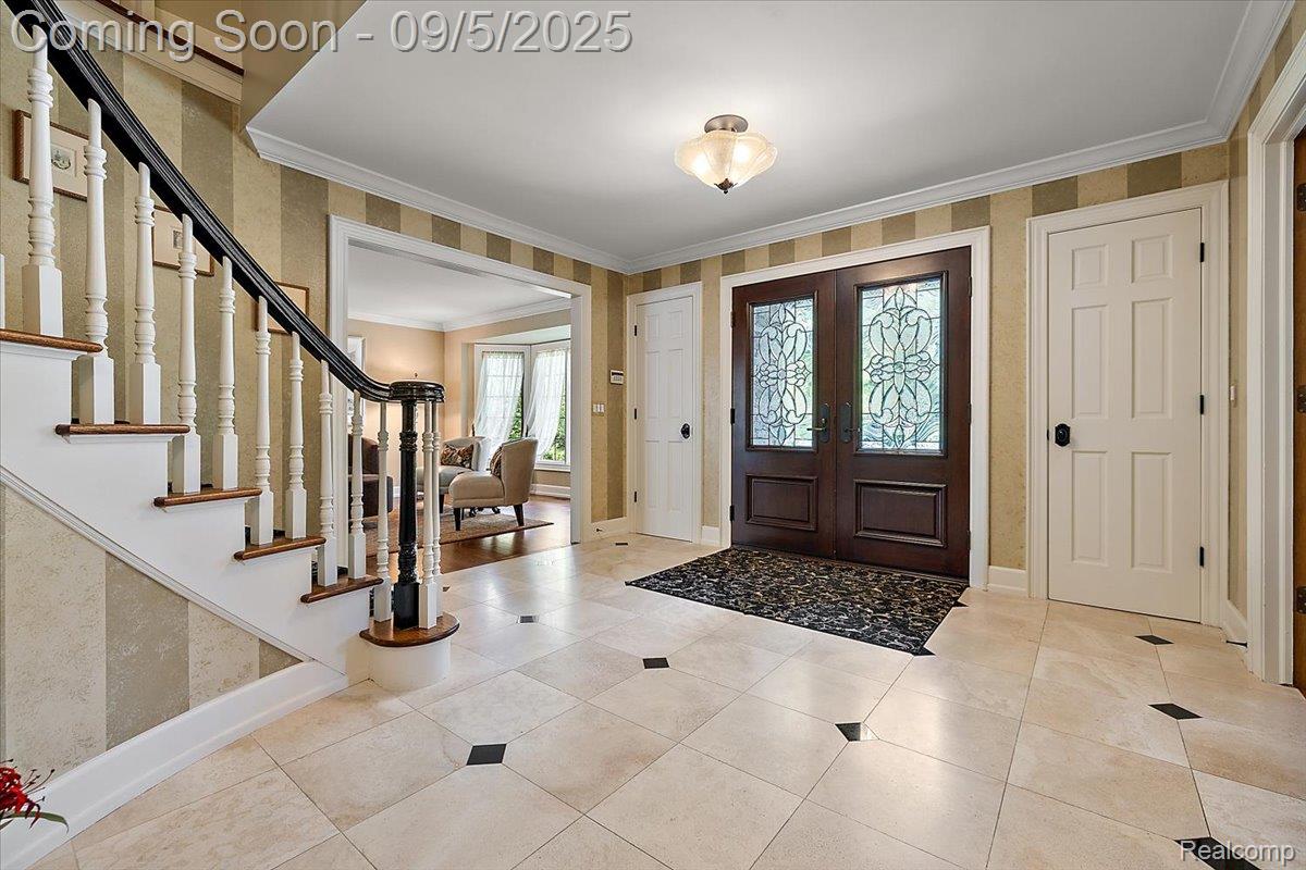 510 Hunters Crossing