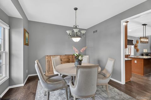 Tiny photo for 41625 Steinbeck Glen, Novi City, MI 48377 (MLS # 20261020663)