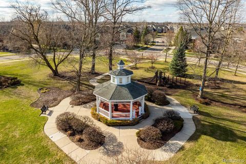 Tiny photo for 41625 Steinbeck Glen, Novi City, MI 48377 (MLS # 20261020663)