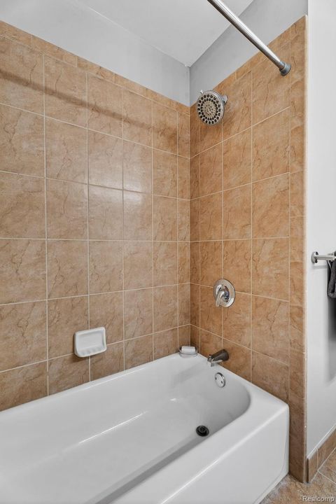 Tiny photo for 41625 Steinbeck Glen, Novi City, MI 48377 (MLS # 20261020663)