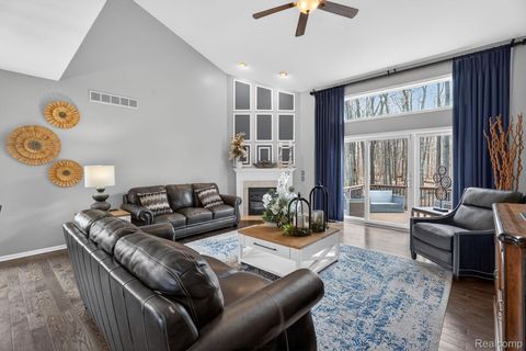 Tiny photo for 41625 Steinbeck Glen, Novi City, MI 48377 (MLS # 20261020663)