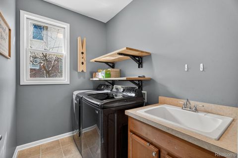 Tiny photo for 41625 Steinbeck Glen, Novi City, MI 48377 (MLS # 20261020663)