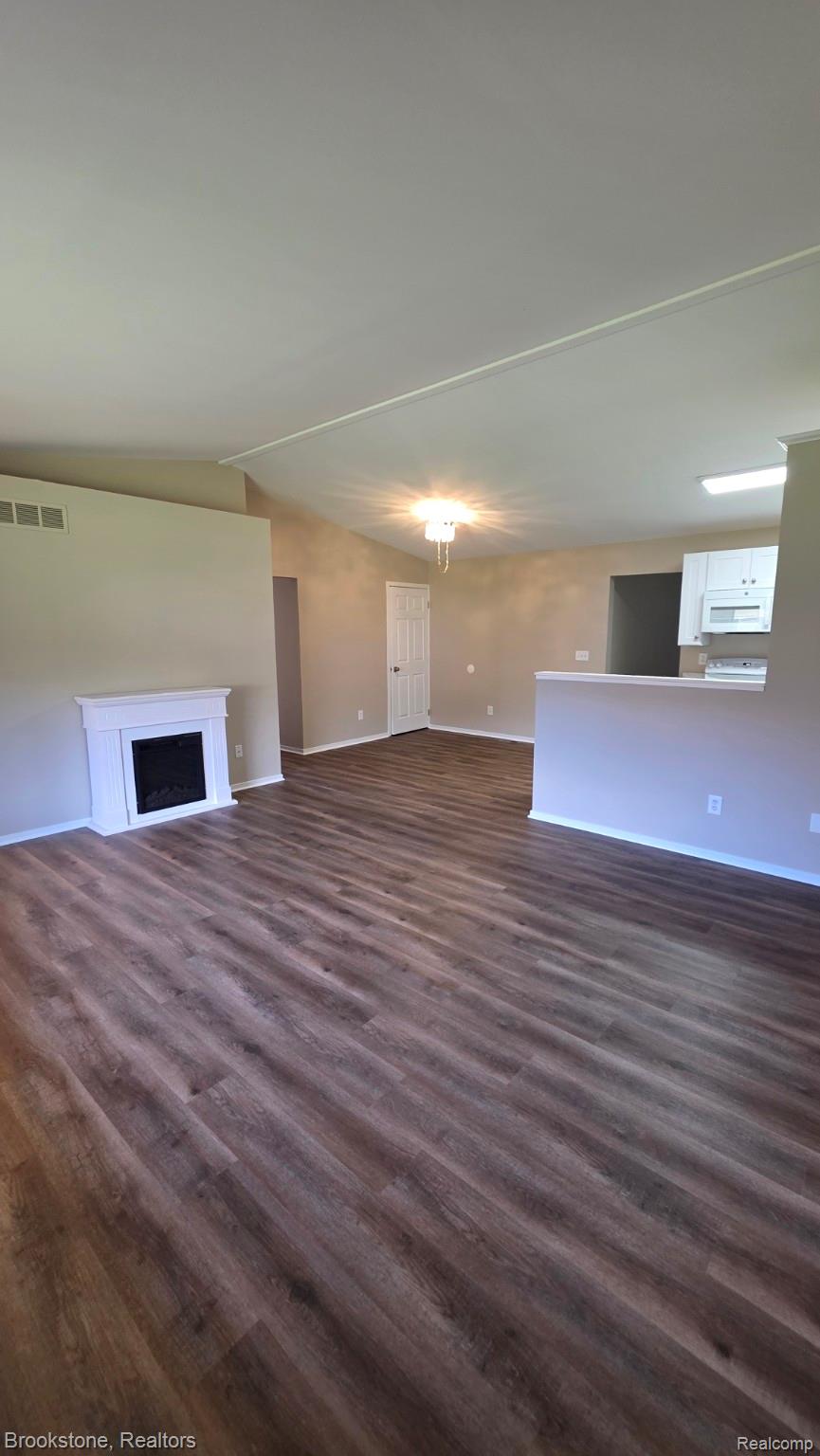 9343 Parkview Circle