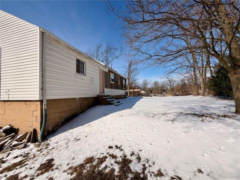 Tiny photo for 3186 E Grand Blanc Road, Grand Blanc Charter Township, MI 48439 (MLS # 20261016124)