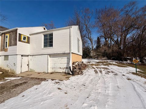 Tiny photo for 3186 E Grand Blanc Road, Grand Blanc Charter Township, MI 48439 (MLS # 20261016124)