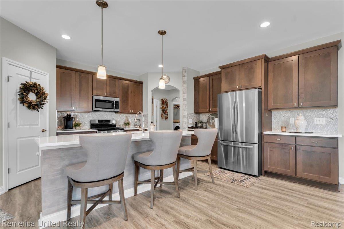 8057 Timber Trail