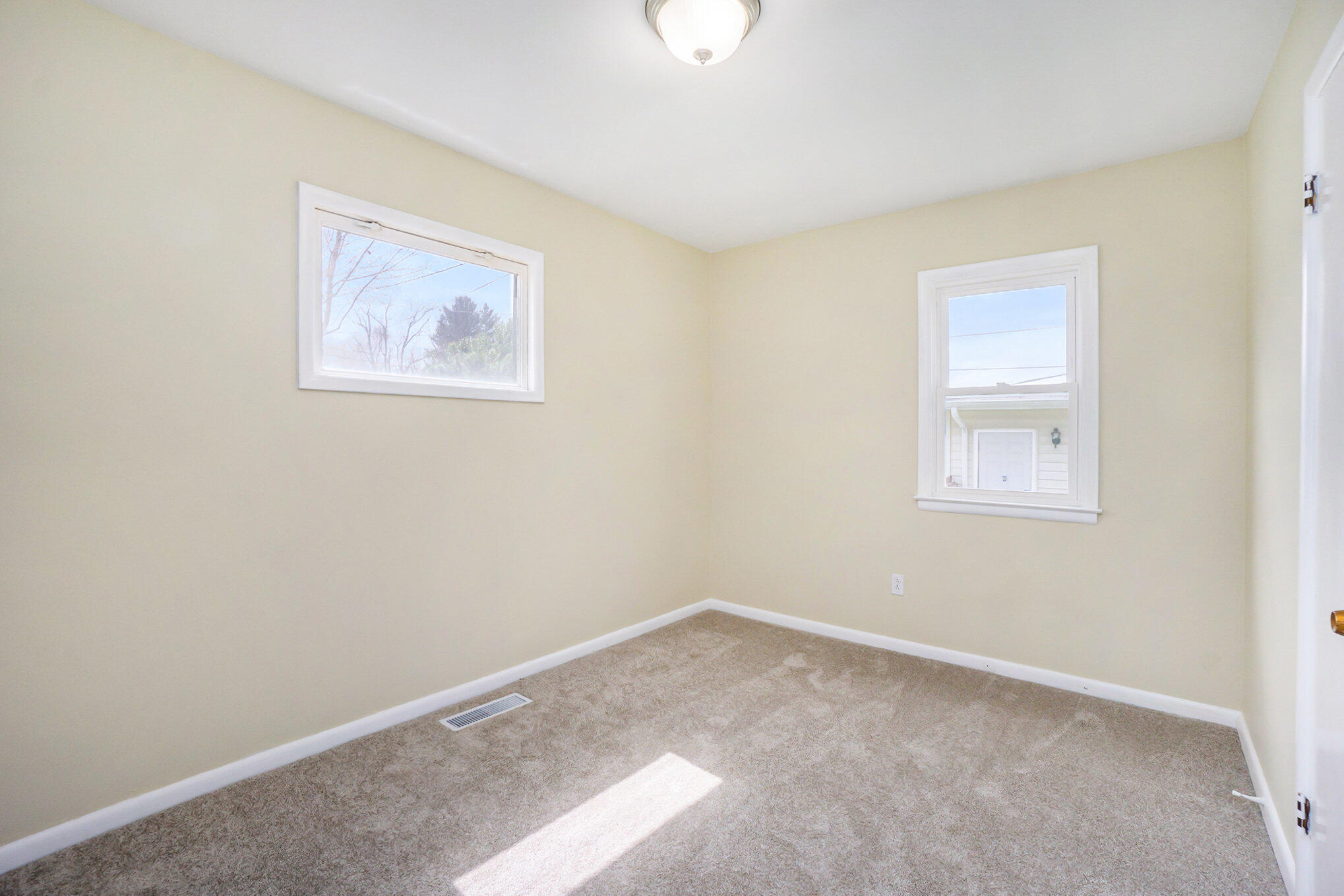 Bedford Charter Township Calhoun, Michigan 49037, United States, 2 Bedrooms Bedrooms, ,1 BathroomBathrooms,Residential,Active,106569