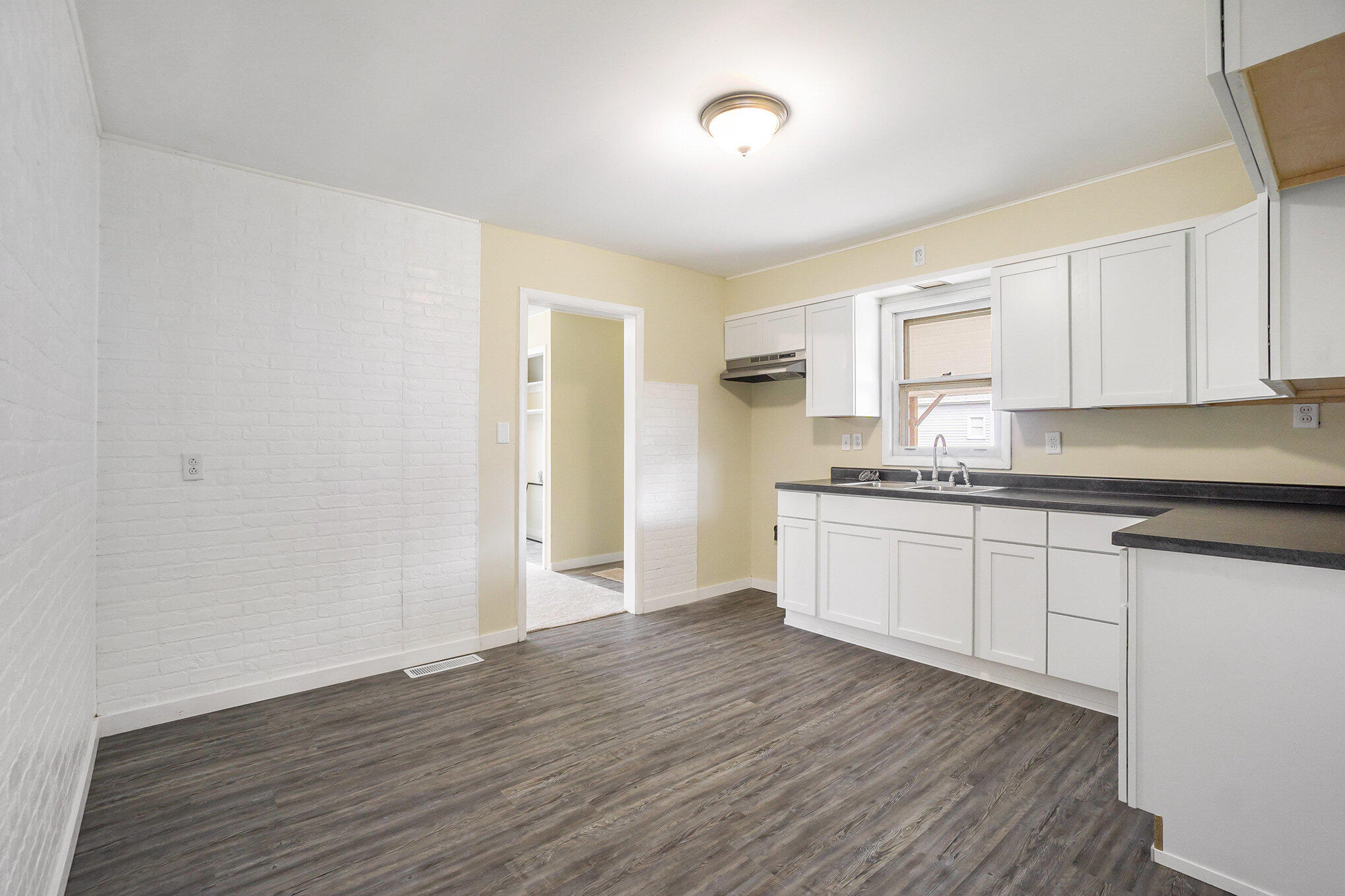 Bedford Charter Township Calhoun, Michigan 49037, United States, 2 Bedrooms Bedrooms, ,1 BathroomBathrooms,Residential,Active,106569