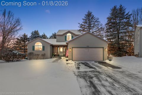 742 Feather Court South Lyon City MI 48178