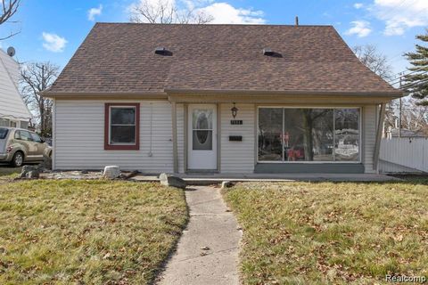 7331 Drexel Street Dearborn Heights City MI 48127