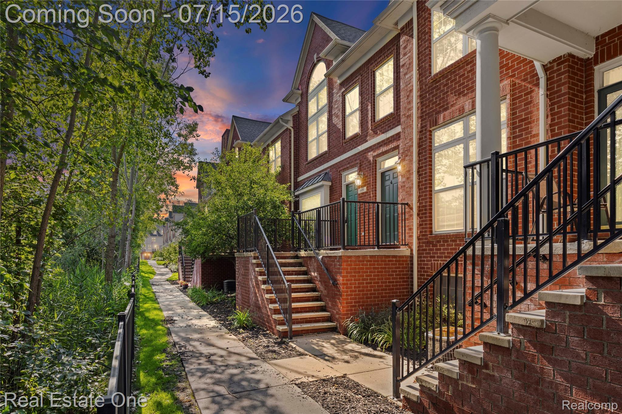 609 Village Lane