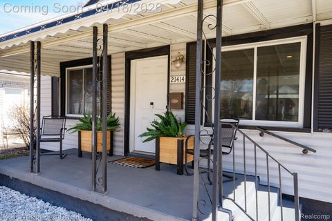 21414 Westview Avenue Royal Oak Charter Township MI 48220