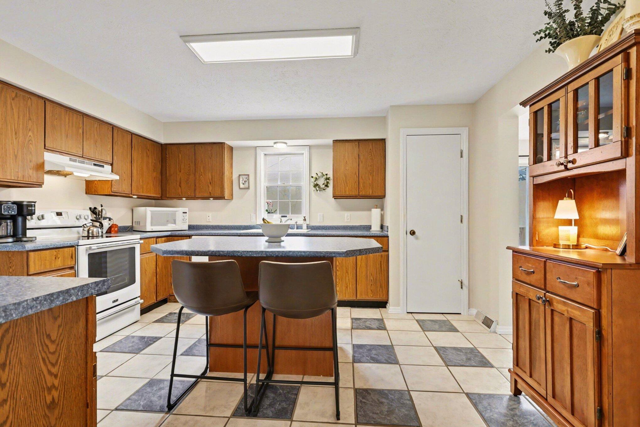 2956 W John Beers Road