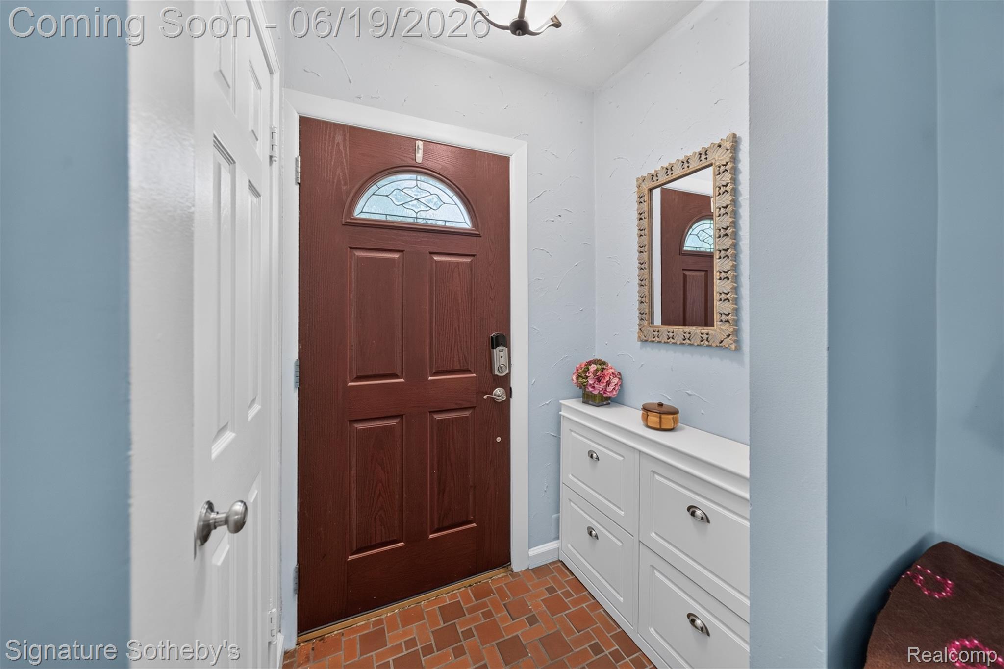 125 S Kenwood Avenue