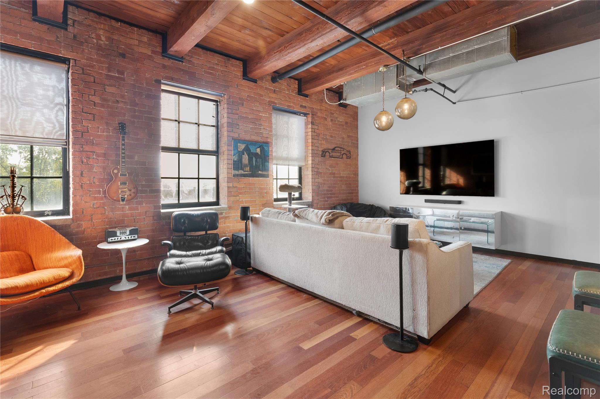 Detroit City, Michigan 48207, United States, 1 Bedroom Bedrooms, ,1 BathroomBathrooms,Residential,Active,215580