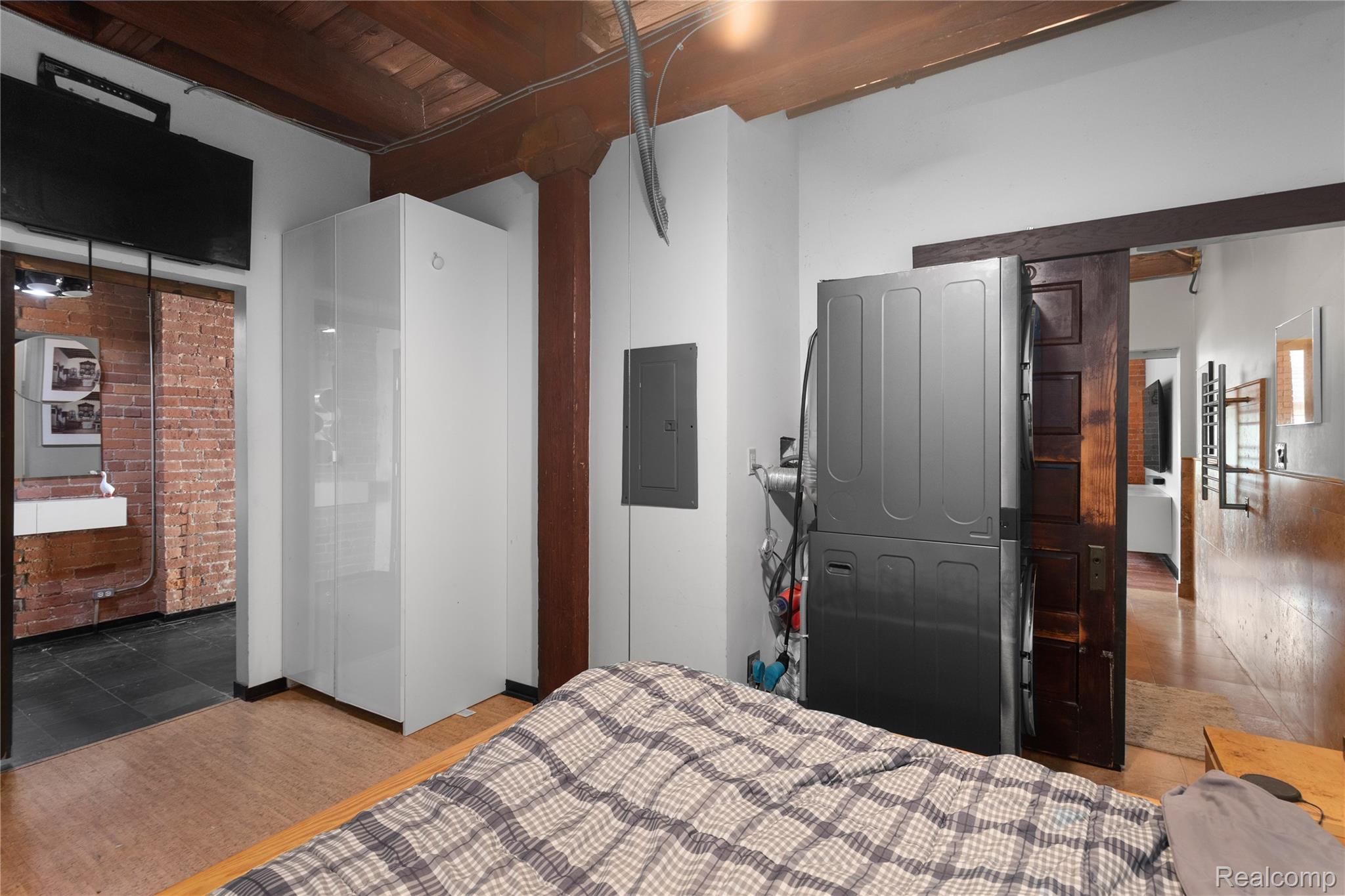 Detroit City, Michigan 48207, United States, 1 Bedroom Bedrooms, ,1 BathroomBathrooms,Residential,Active,215580