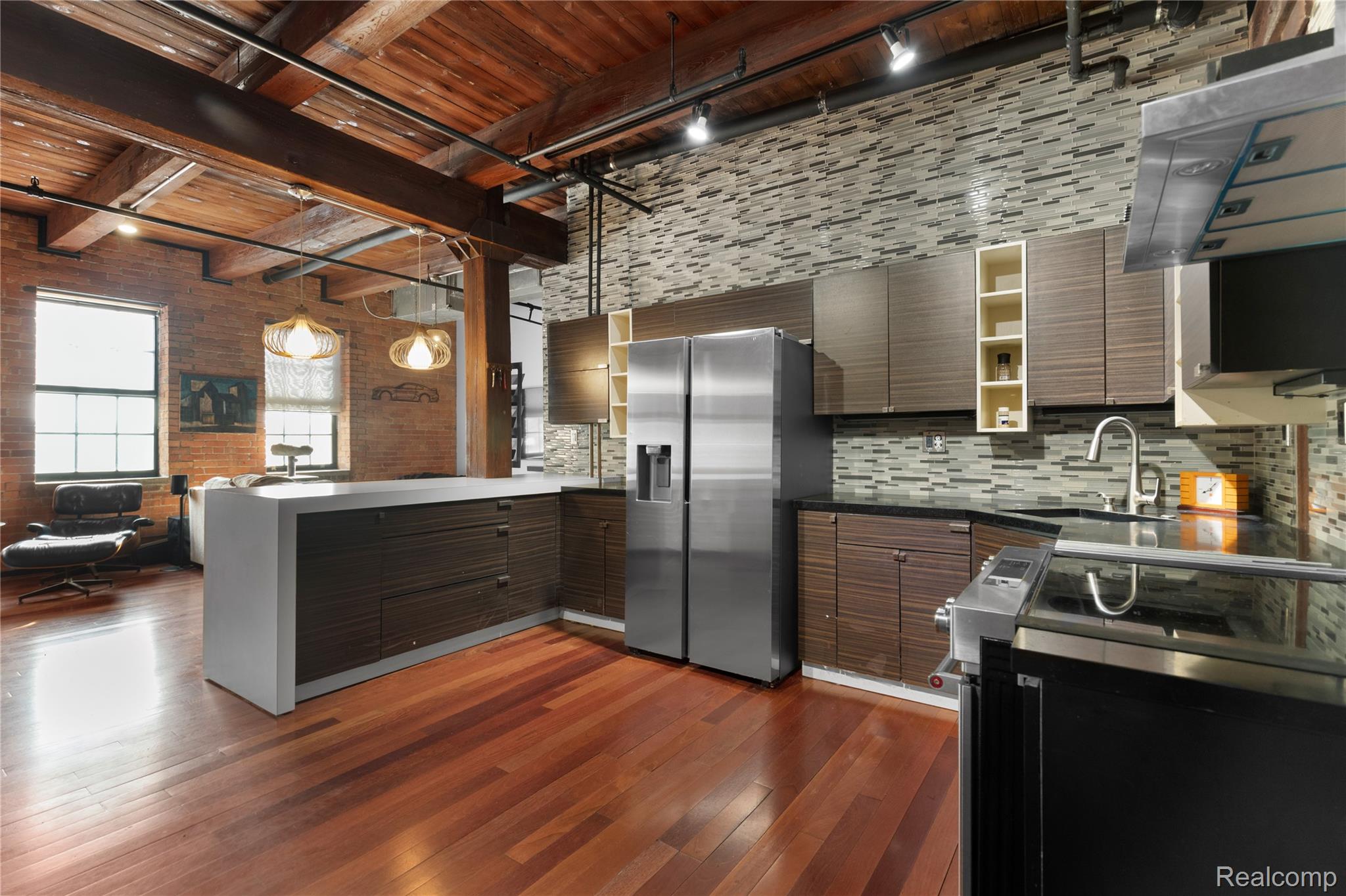 Detroit City, Michigan 48207, United States, 1 Bedroom Bedrooms, ,1 BathroomBathrooms,Residential,Active,215580