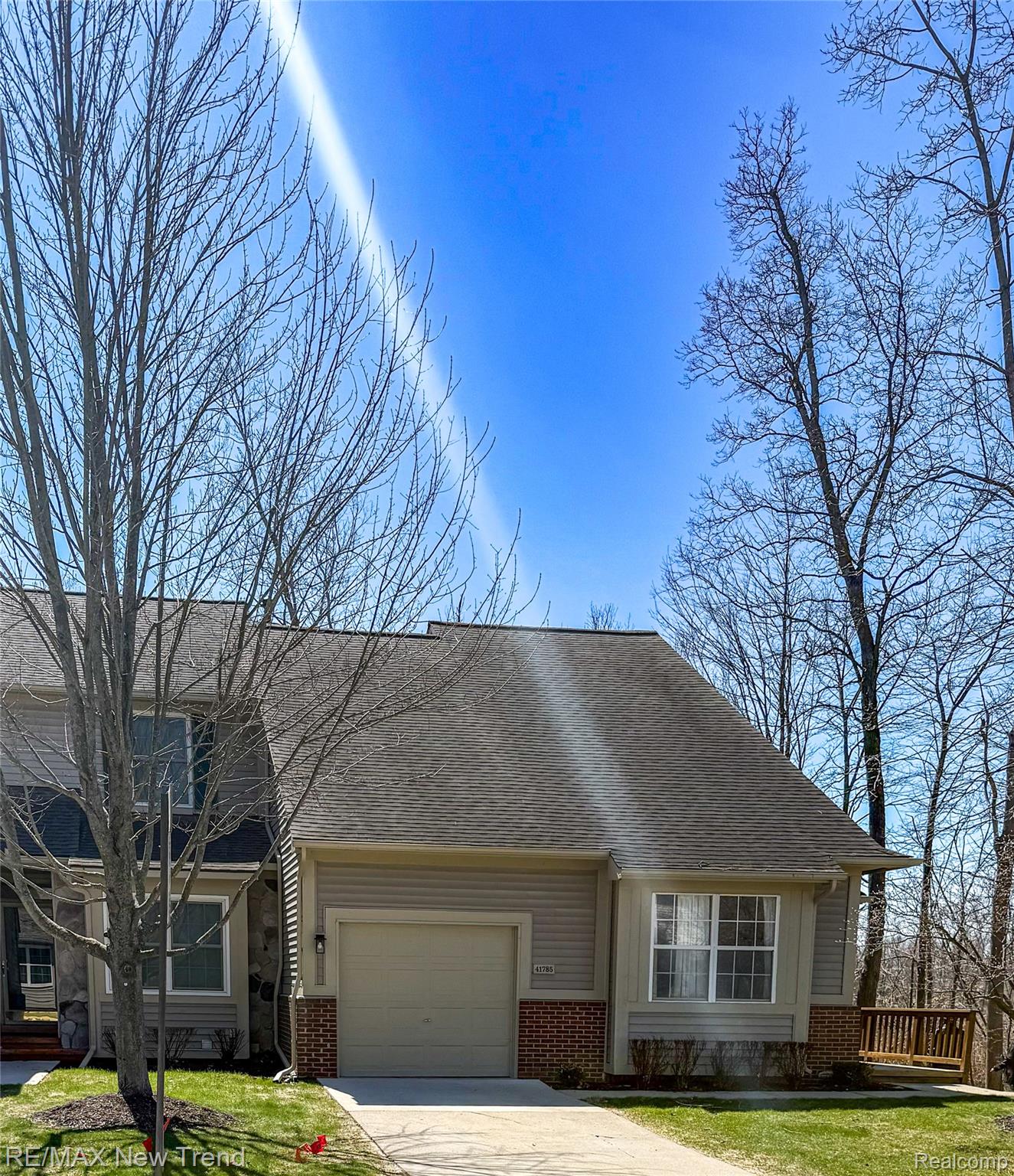 41785 Independence Drive