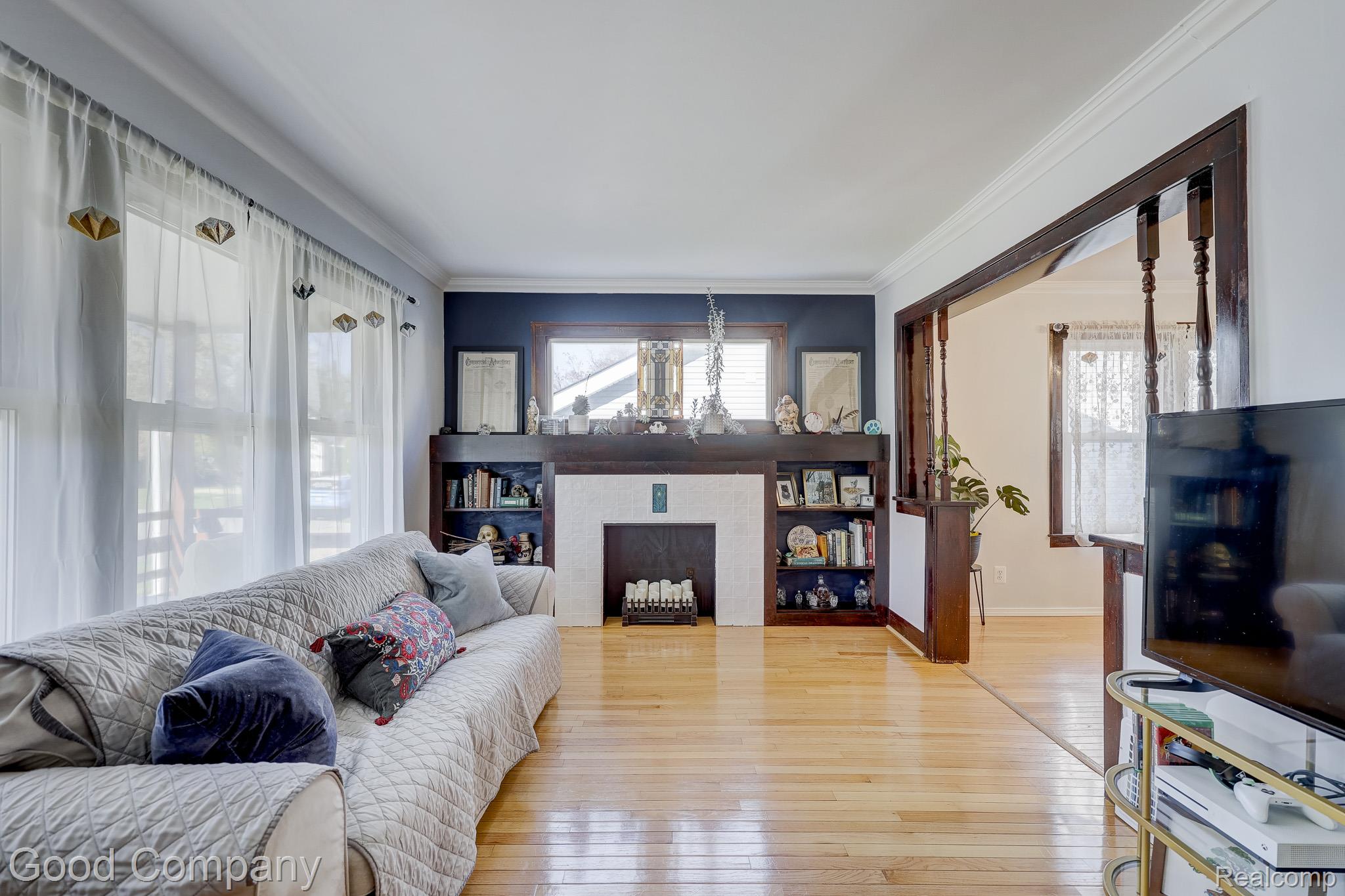 301 Spencer Street