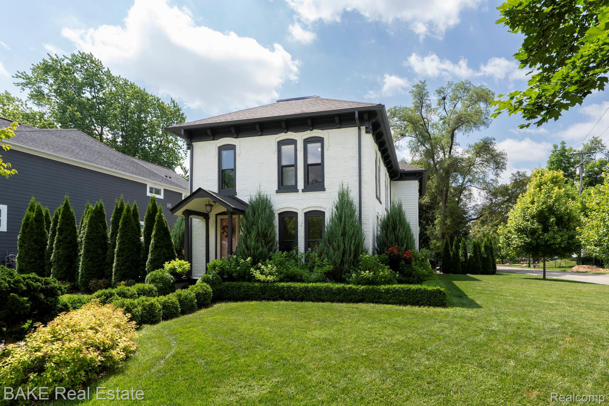391 Maple Street