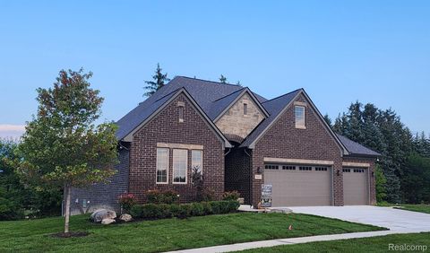 Photo of 3093 Raffler Drive, Rochester Hills City, MI 48307 (MLS # 20261049155)