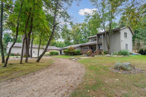 9247 SCHREPFER Road Howell City Livingston MI 48855