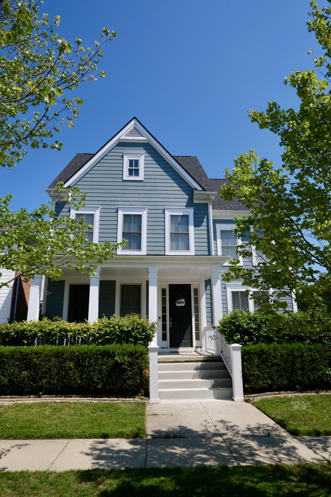 49592 Garfield Lane