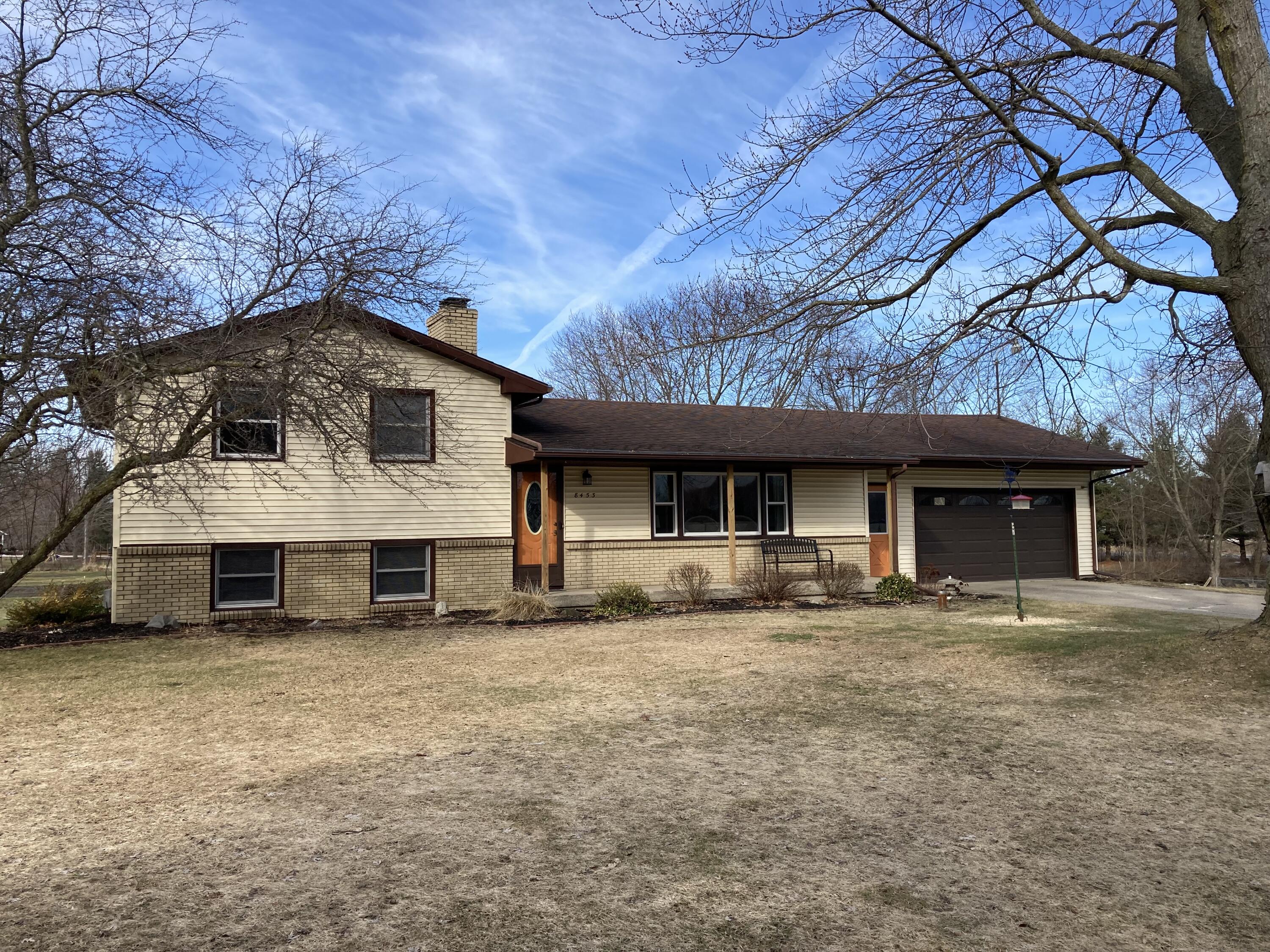 8453 Hanna Lake Avenue SE