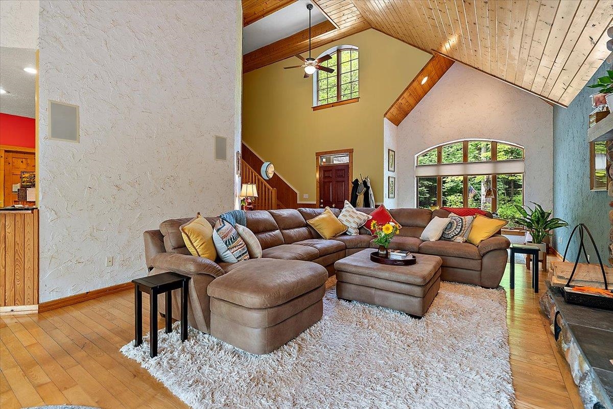 407 N Twin Pines Drive
