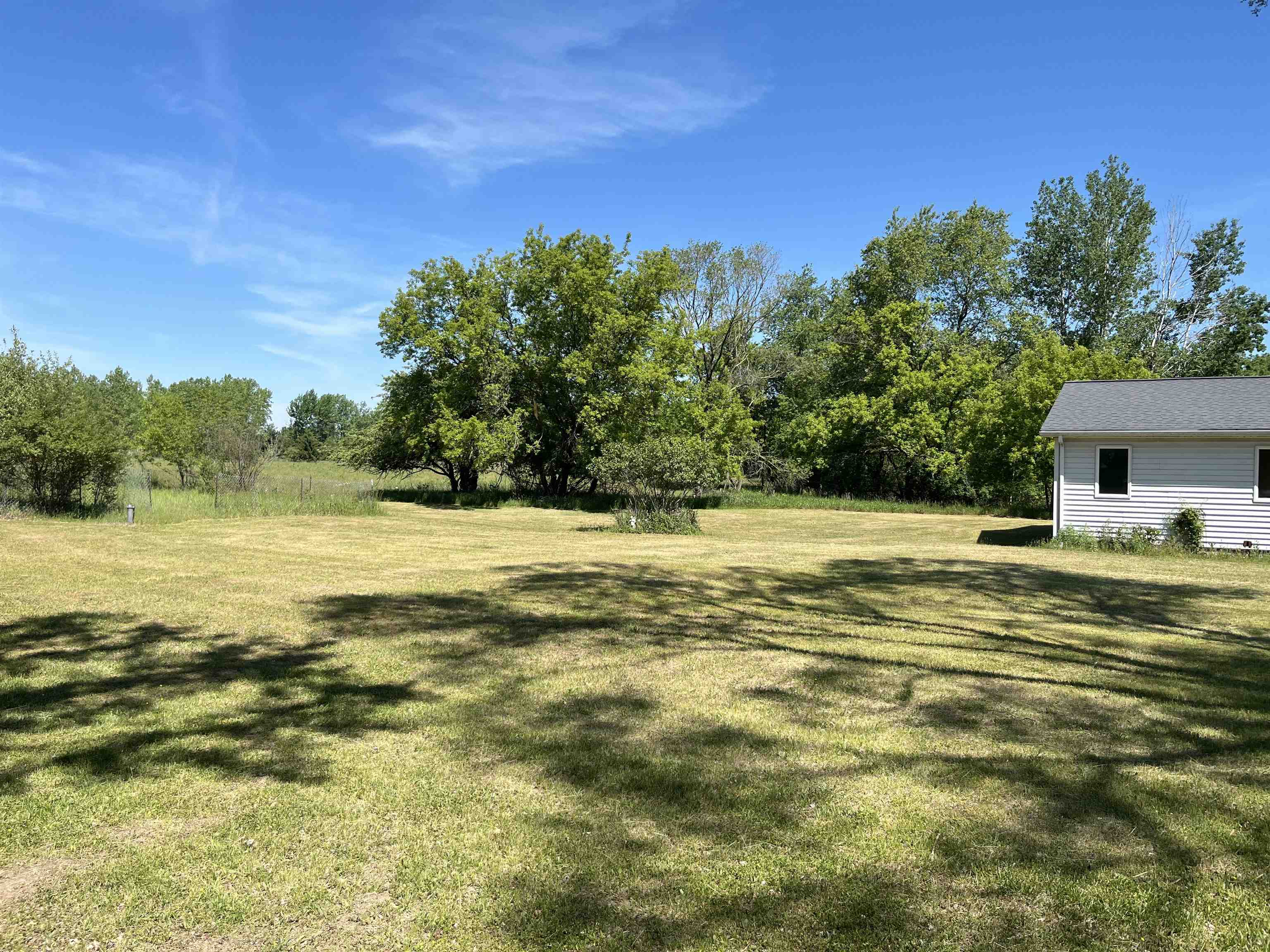 Properties Available 2 - 2 2600 W Schmeid Road
