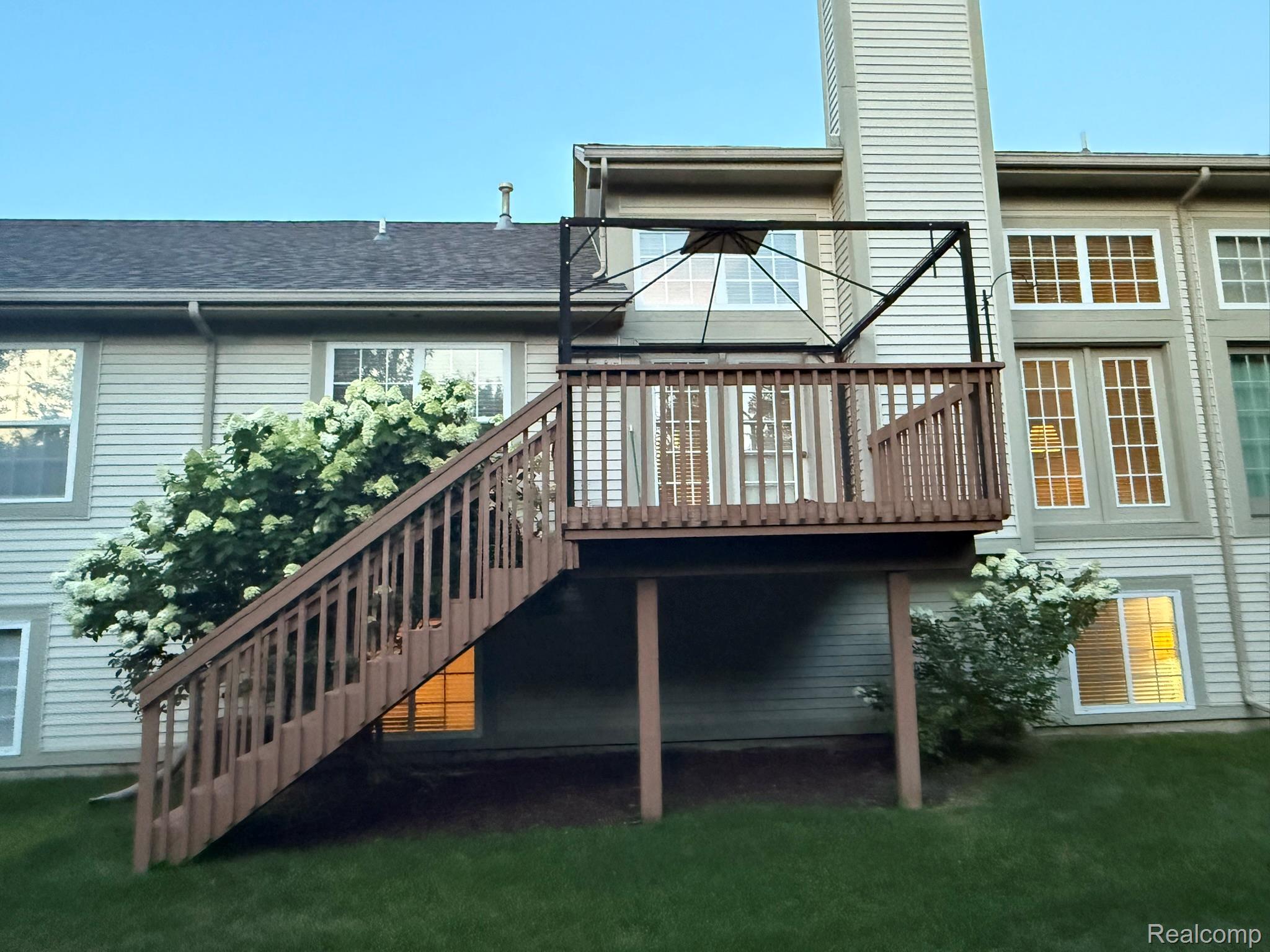 5894 Augusta Lane