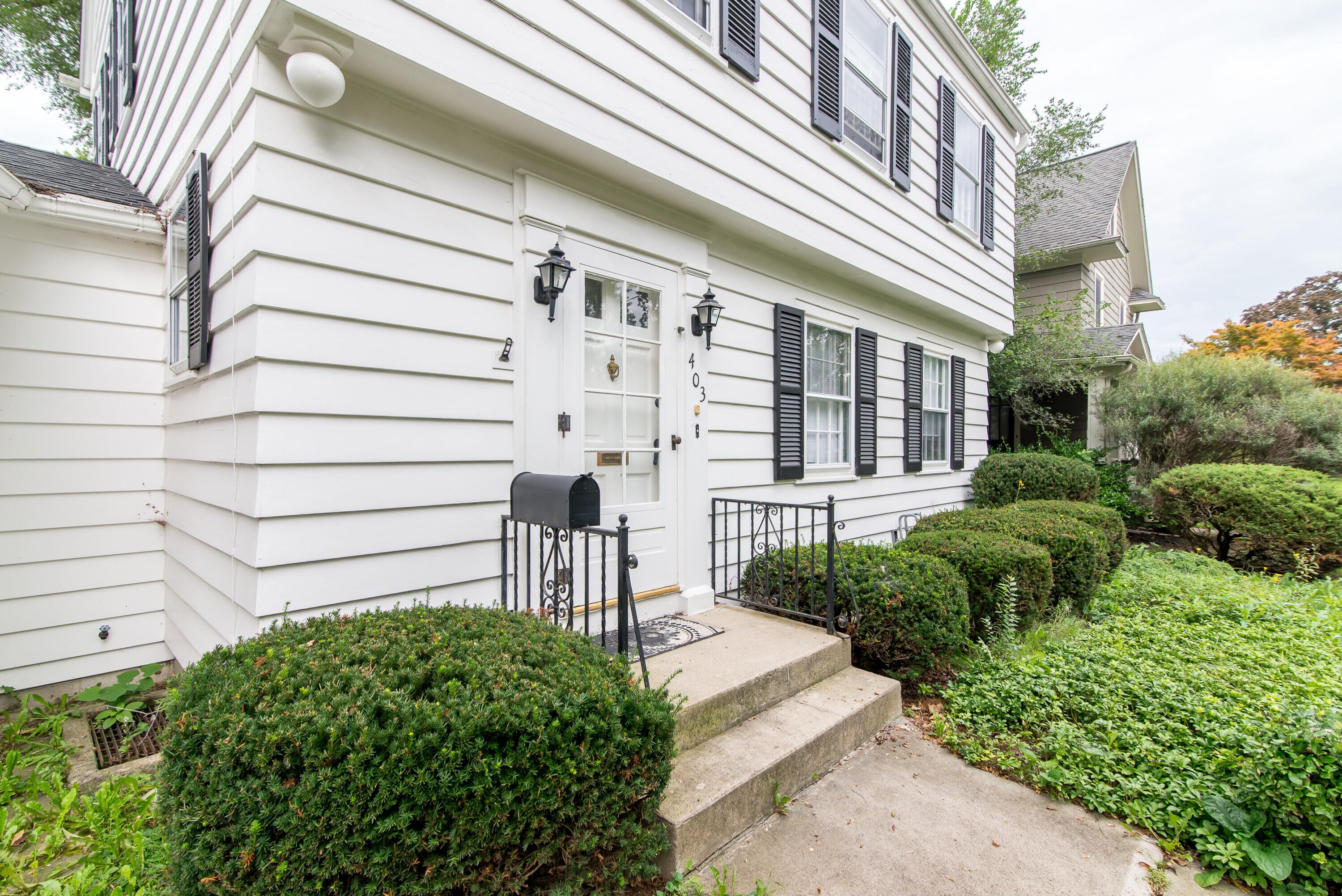 403 Wesley Street