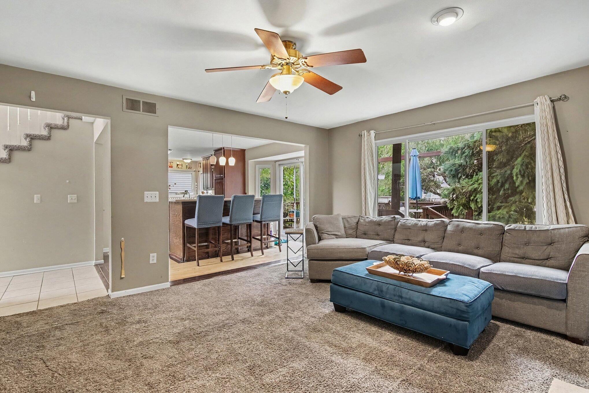 7620 Pioneer Drive