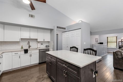 19567 Northridge Drive Northville City MI 48167