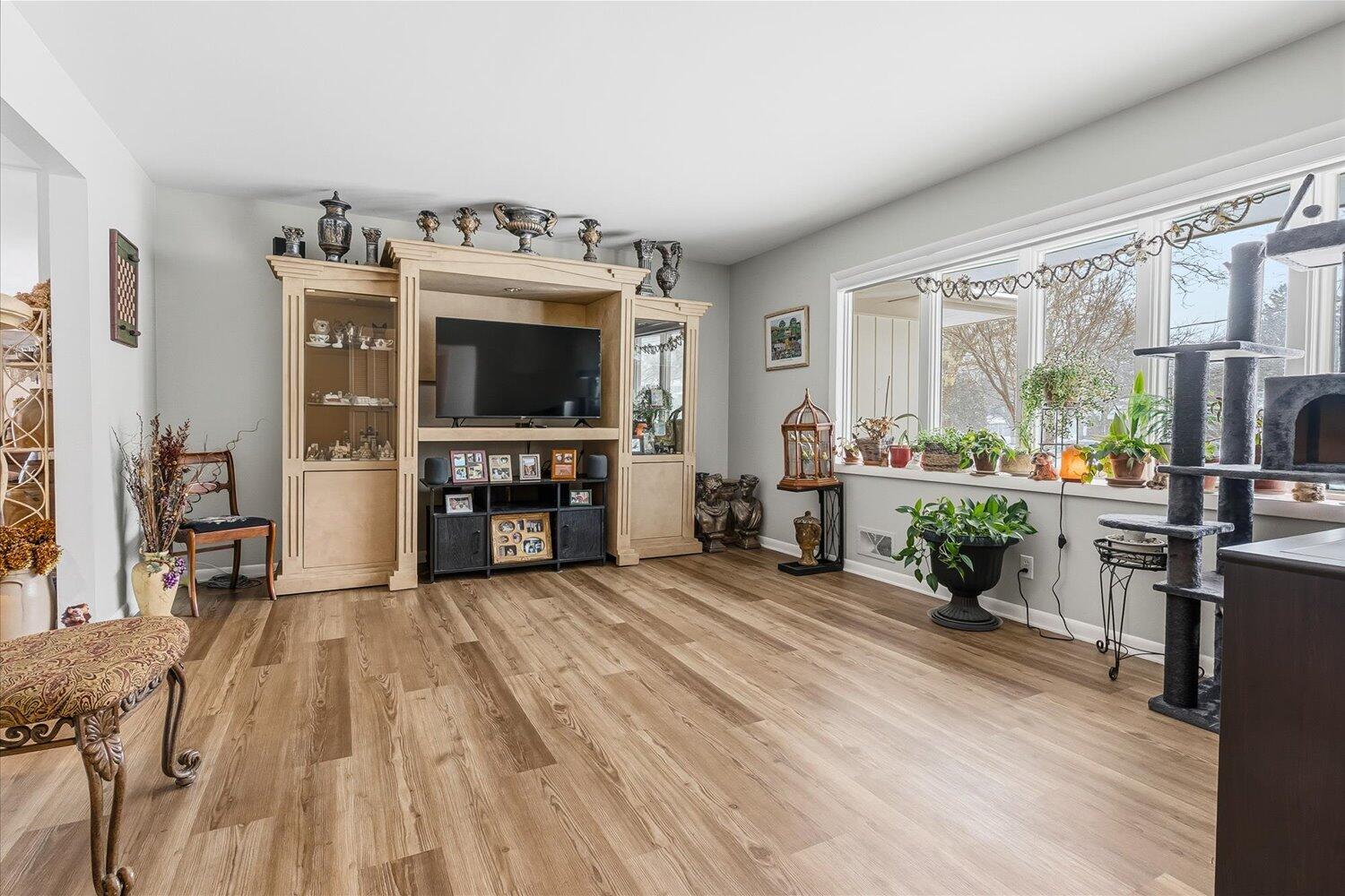 1021 Donnington Terrace